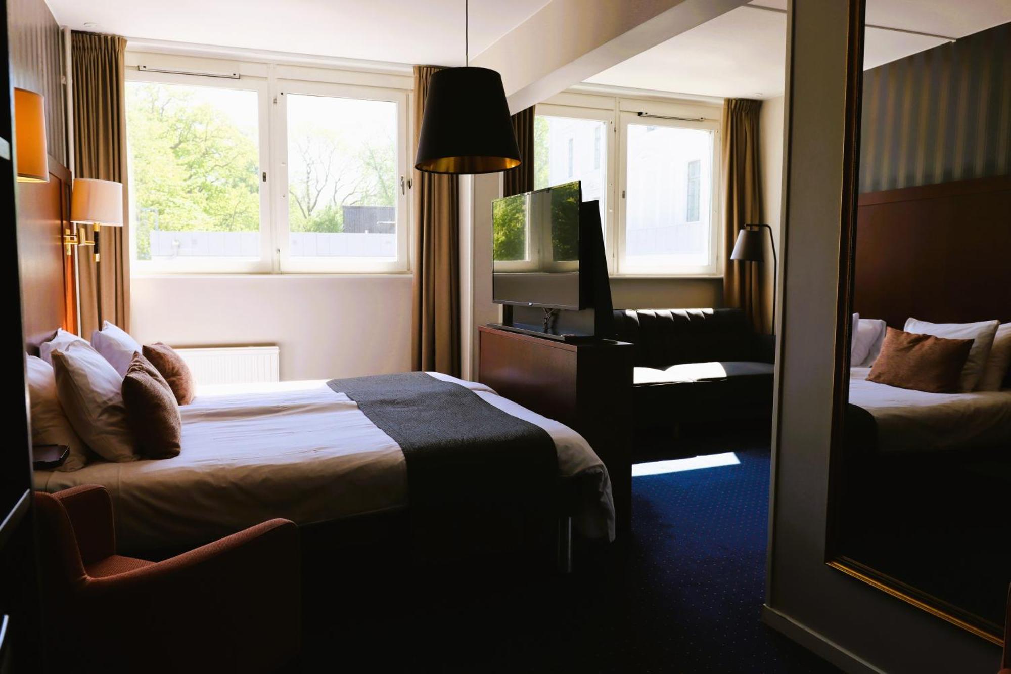 Vaenerport Stadshotell I Mariestad Εξωτερικό φωτογραφία