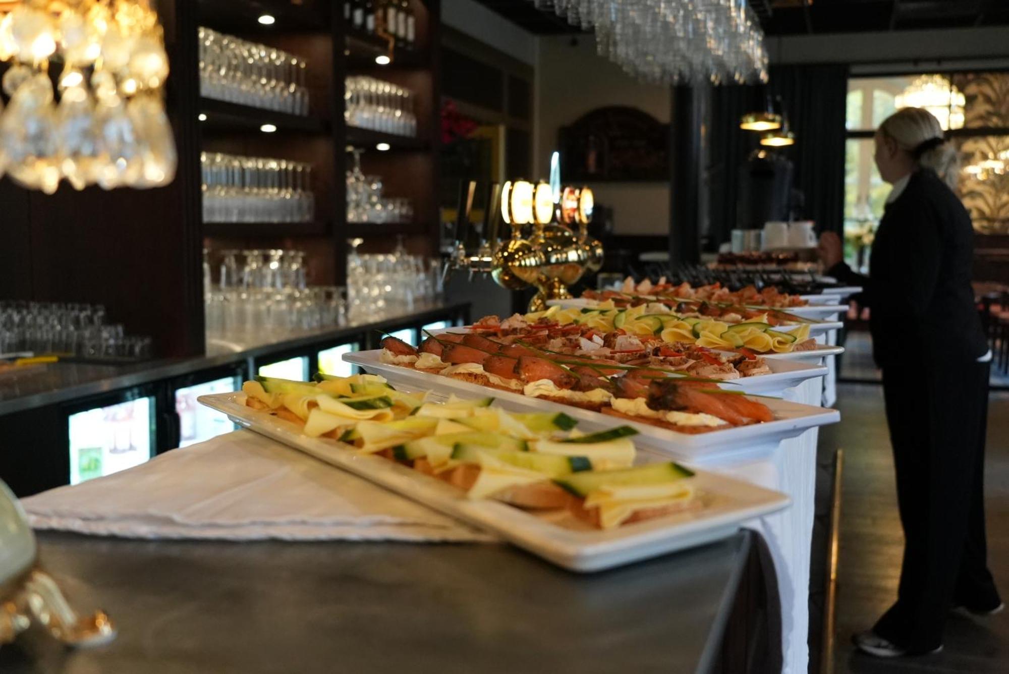 Vaenerport Stadshotell I Mariestad Εξωτερικό φωτογραφία