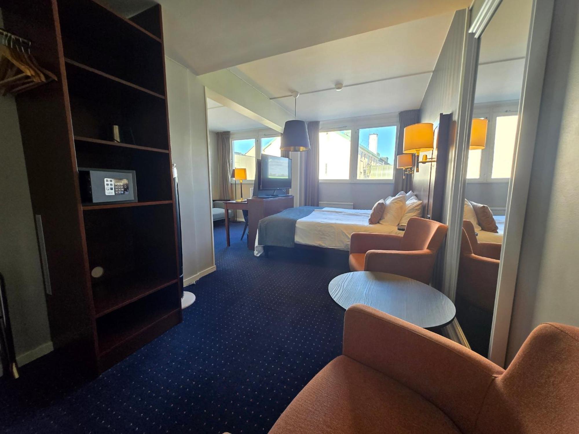Vaenerport Stadshotell I Mariestad Εξωτερικό φωτογραφία